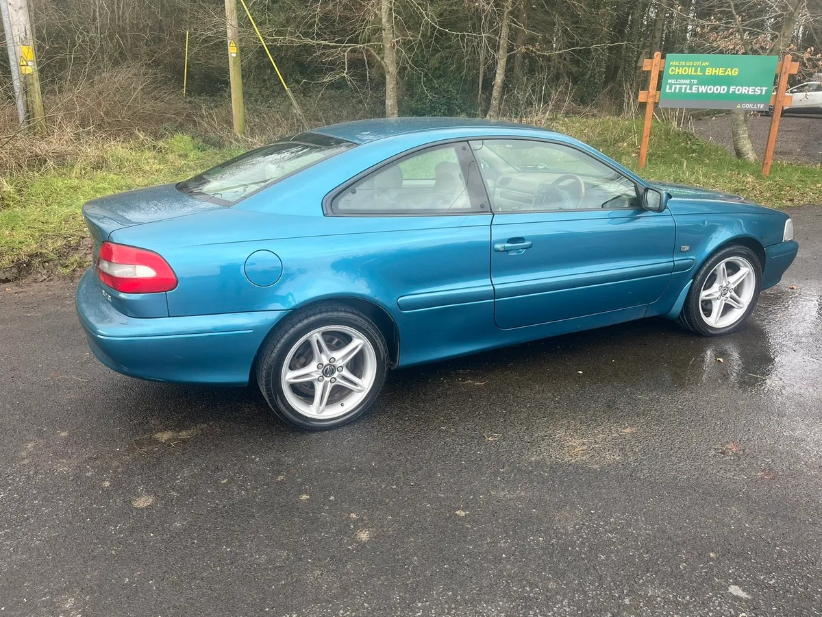 Volvo C70 coupe