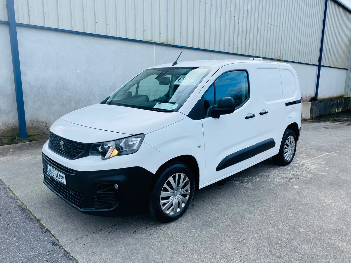 2019 Peugeot partner 1.6 100bhp Pro €10,950 + VAT - Image 1