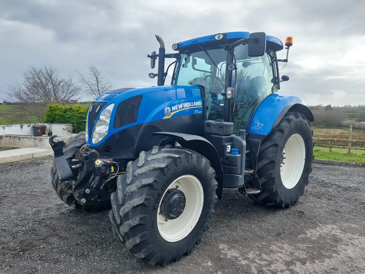 2015 New Holland T7.200