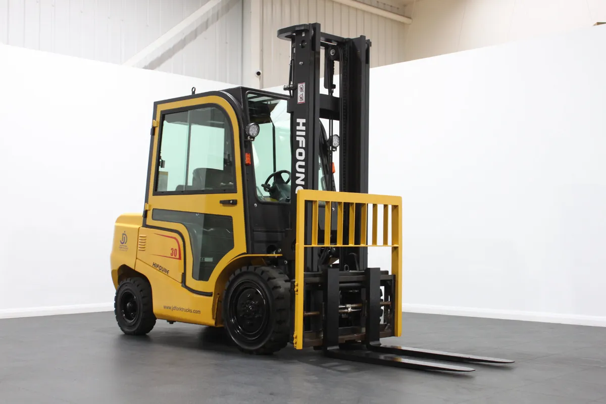 Hifoune FD -3.0 Ton 4.0M- Kubota -Full Cab - Image 3