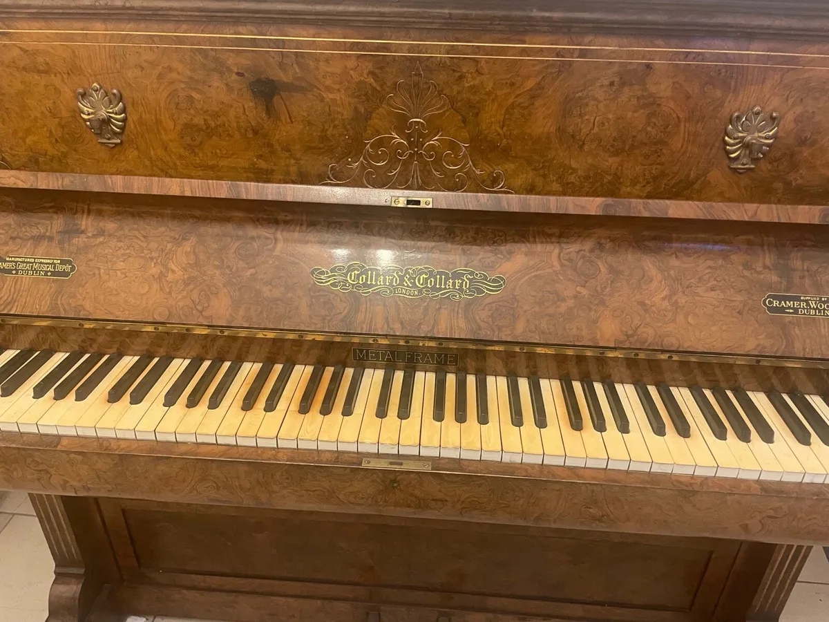 1800 vintage piano - Image 2