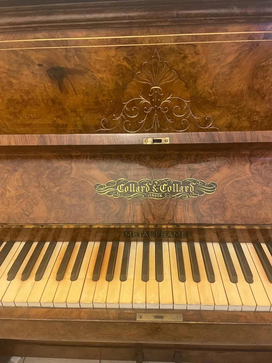 1800 vintage piano - Image 3
