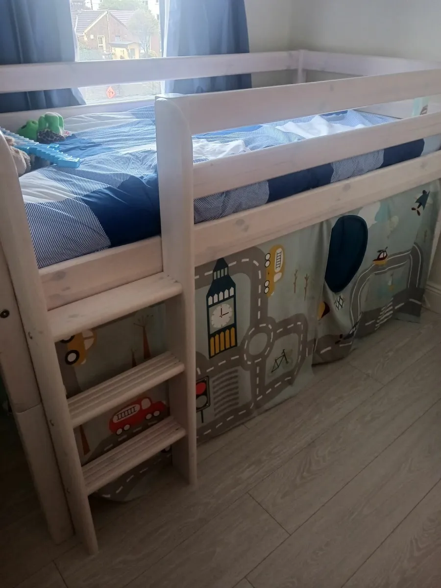 Flexa mid sleeper bed - Image 1