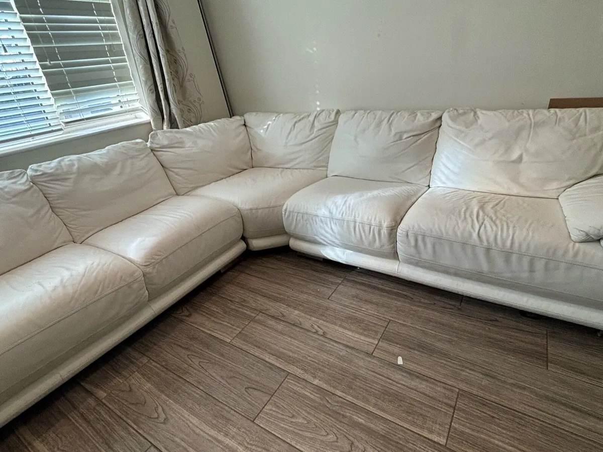 White leather sofa - Image 1
