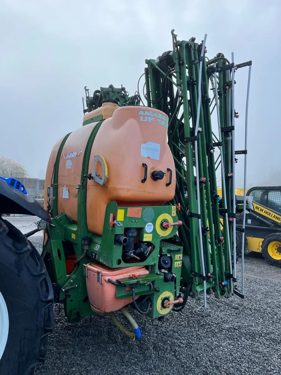 AMAZONE UF 1501 24M SPRAYER