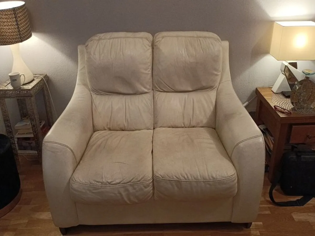 Cream leather deals suite for sale