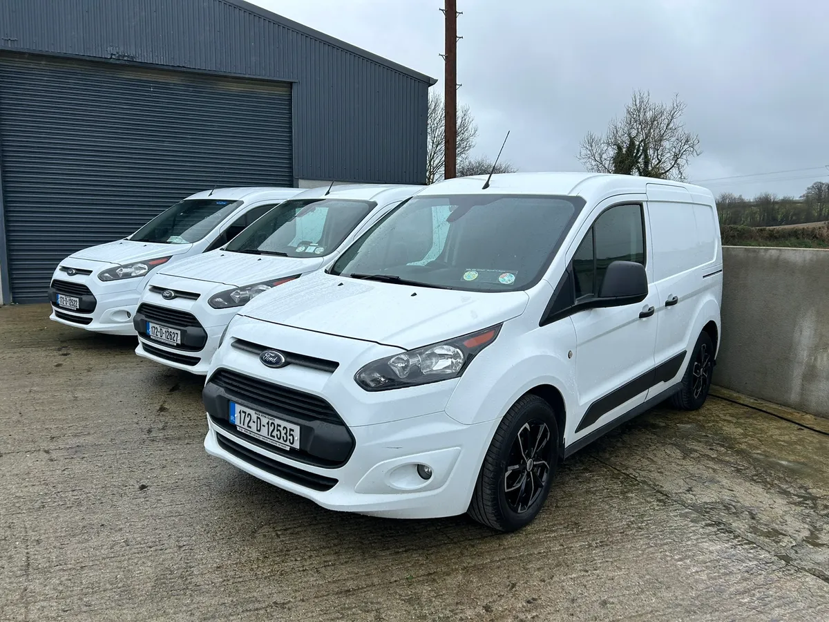 X3 2017 Ford Transit connects available