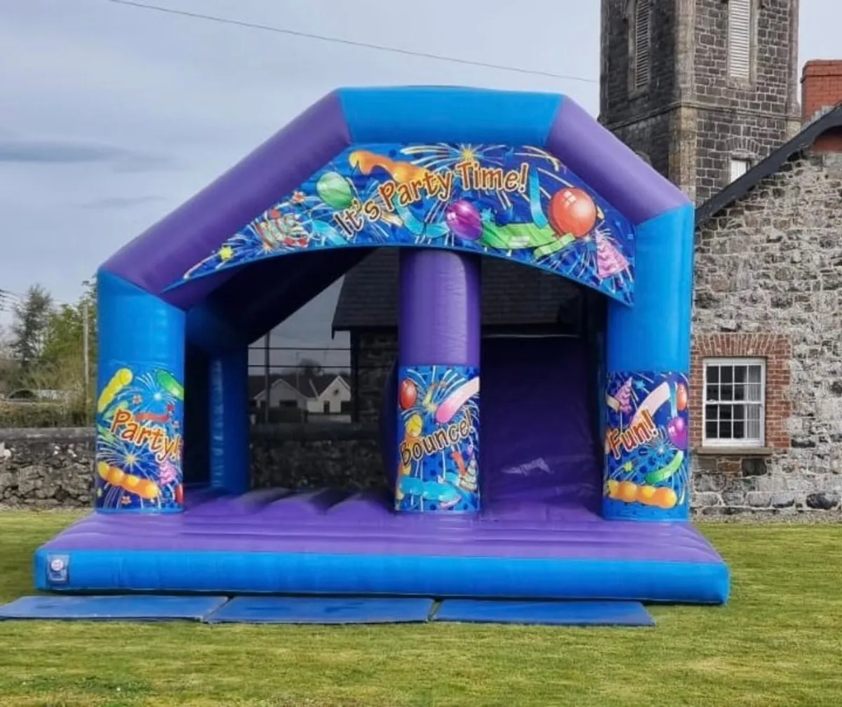 Bouncy Castles, Obstacle Courses, disco domes