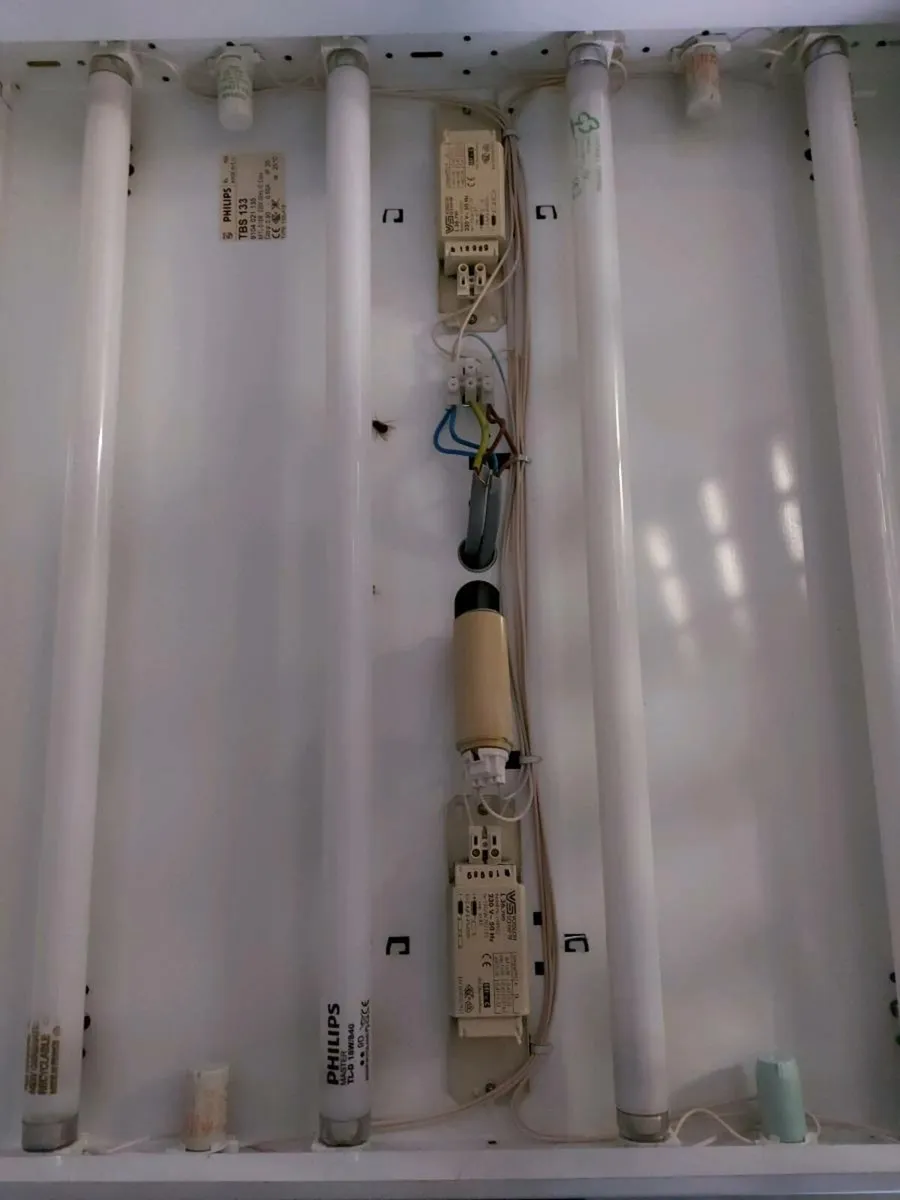 Office ceiling lights for sale in Co. Galway for €1 on DoneDeal