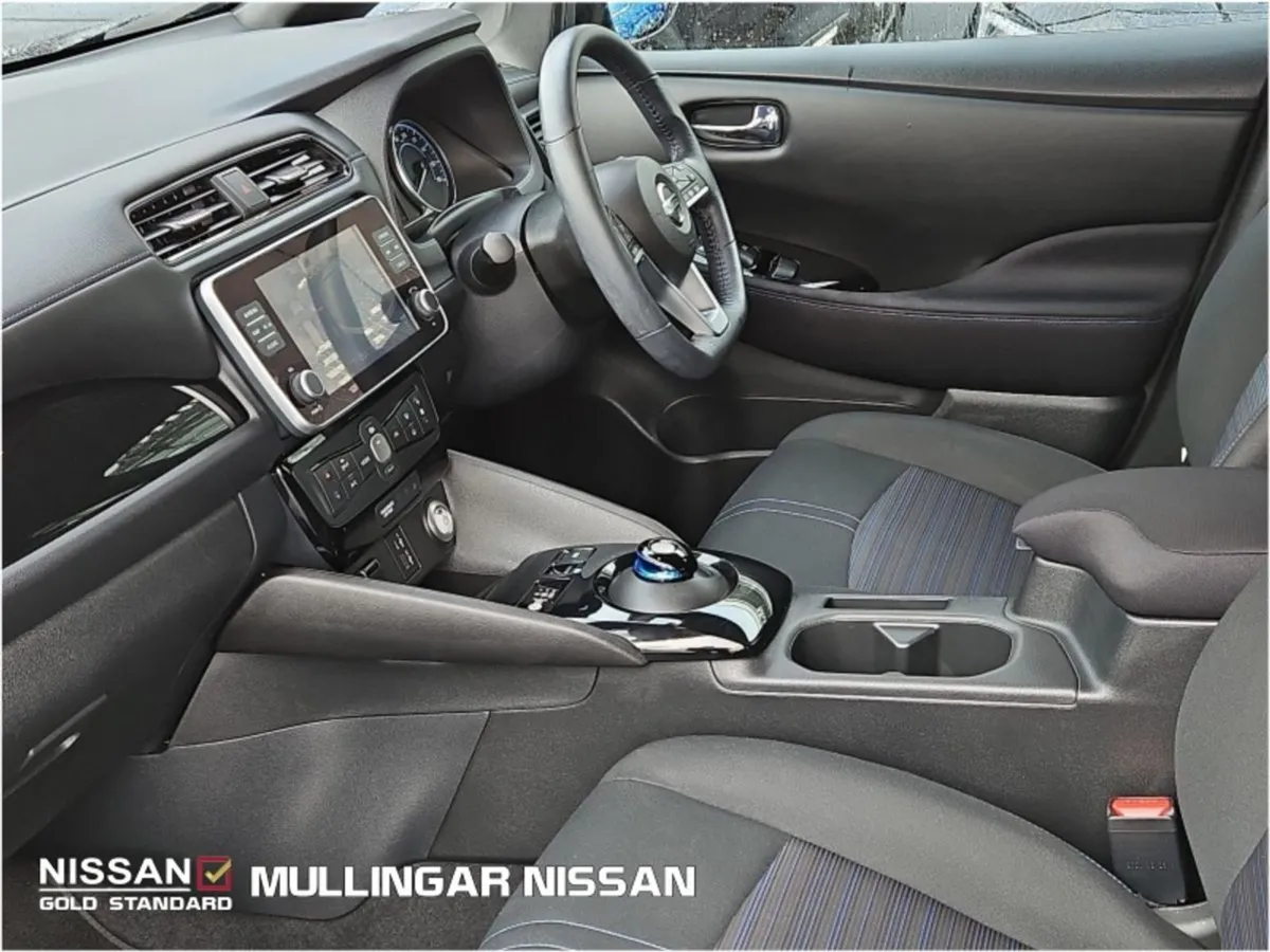 Nissan Leaf EV SV Premium 40kwh Auto - Check out - Image 4