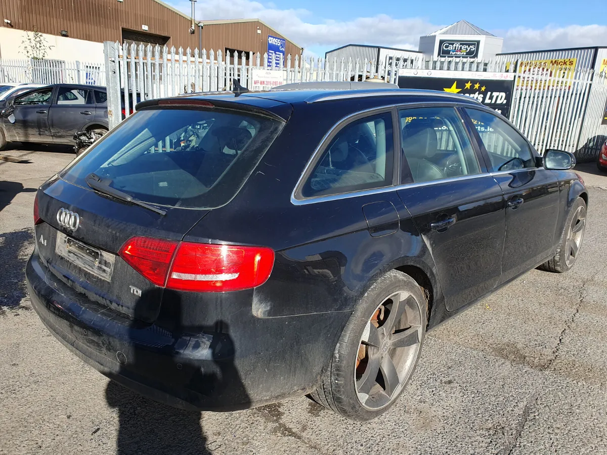 14 AUDI A4  2.0 TDI (CJC) ESTATE FOR BREAKING - Image 4
