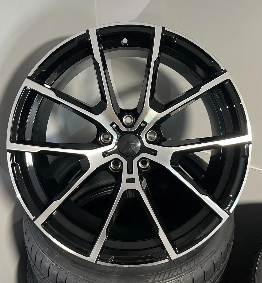 BMW ALLOY WHEELS - Image 2