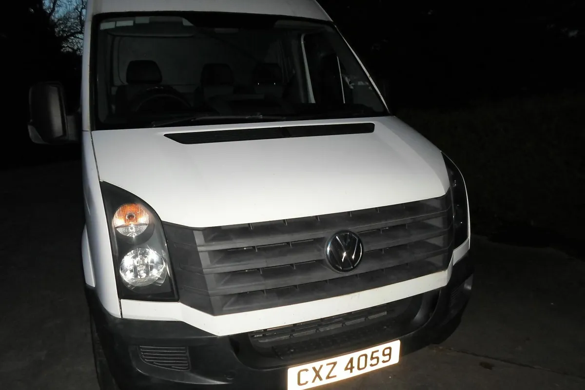 Volkswagen Crafter - Image 2