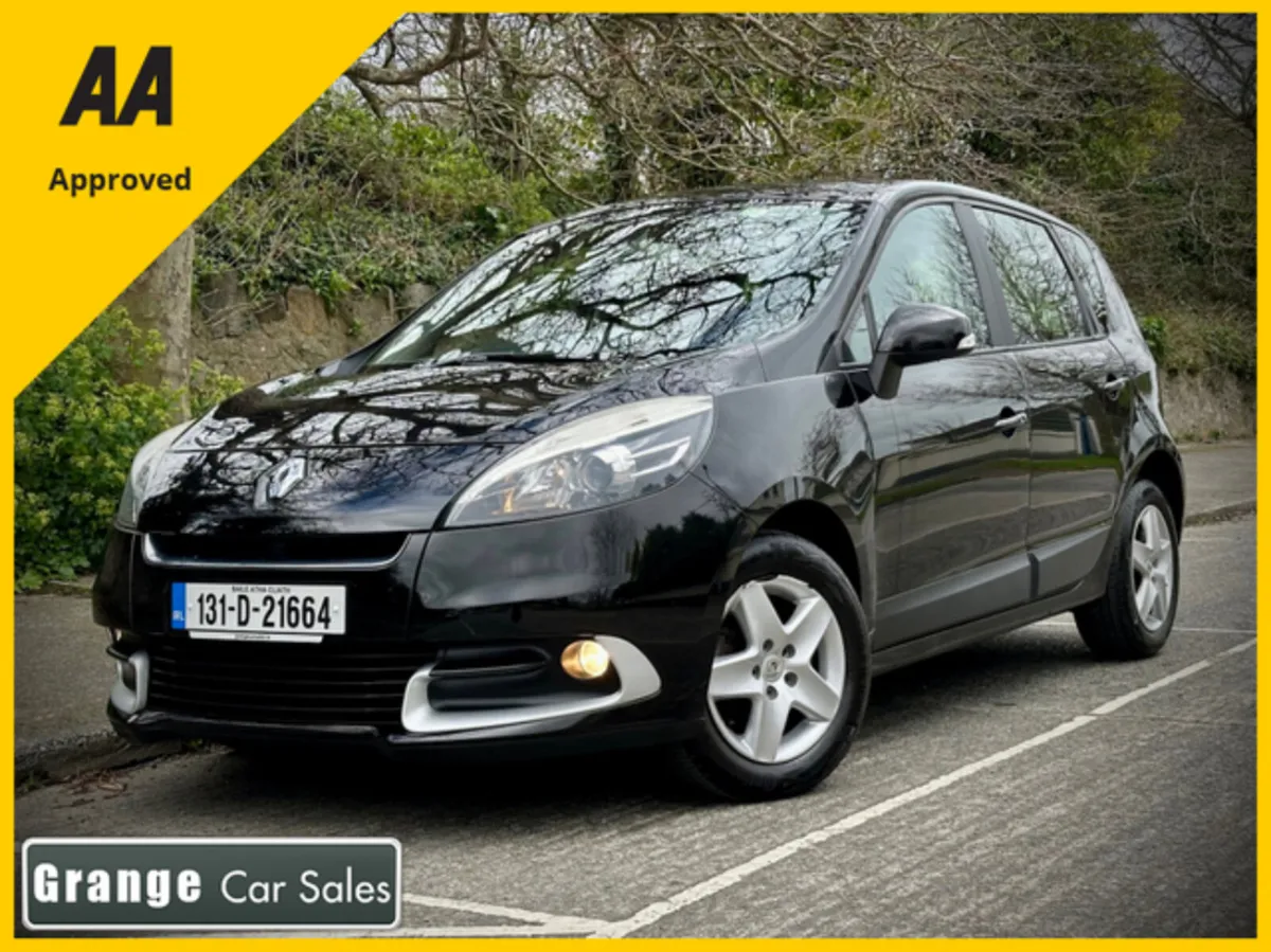 Renault Scenic Diesel Automatic with low km’s.