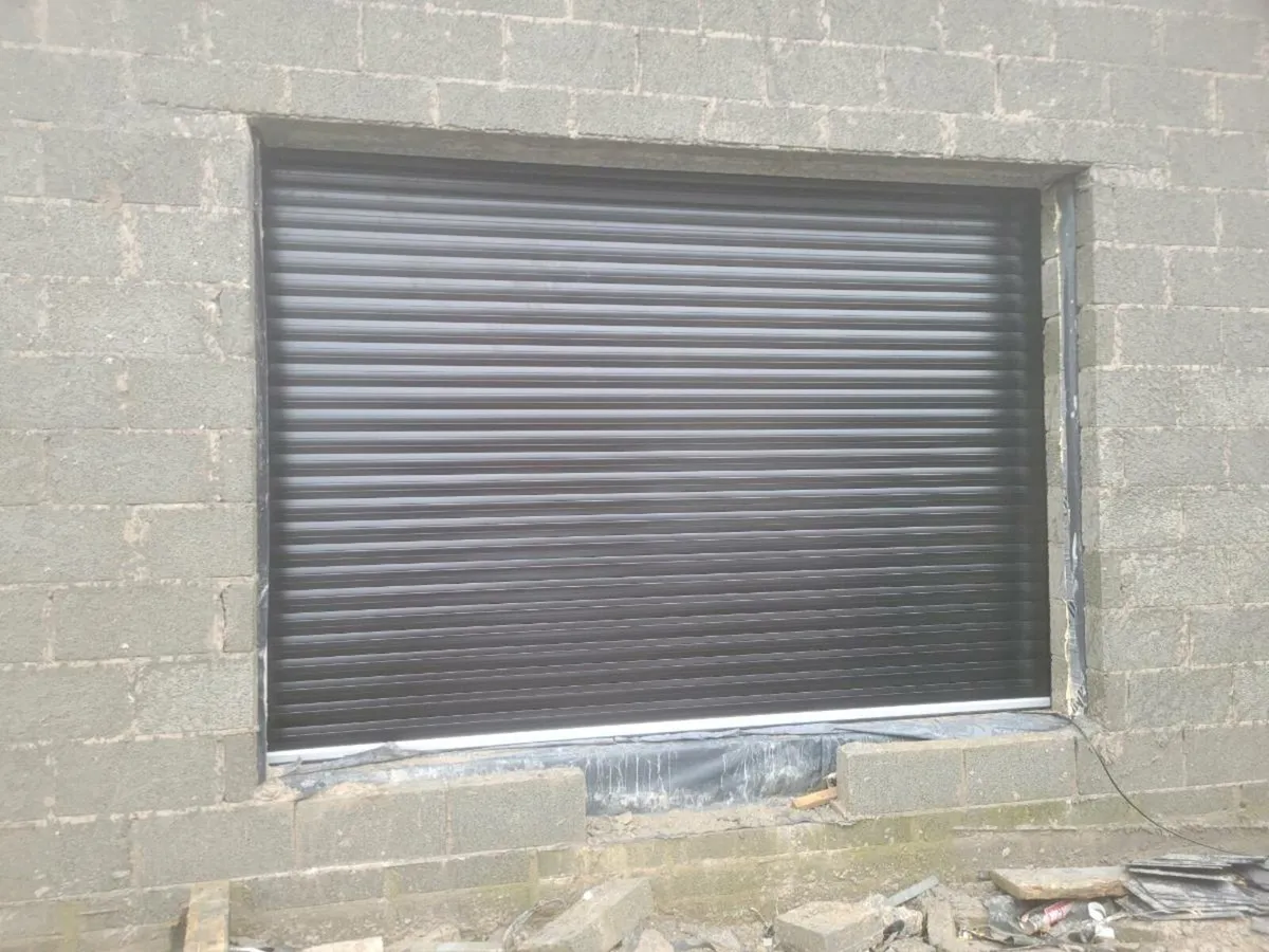 Garage roller doors - Image 2