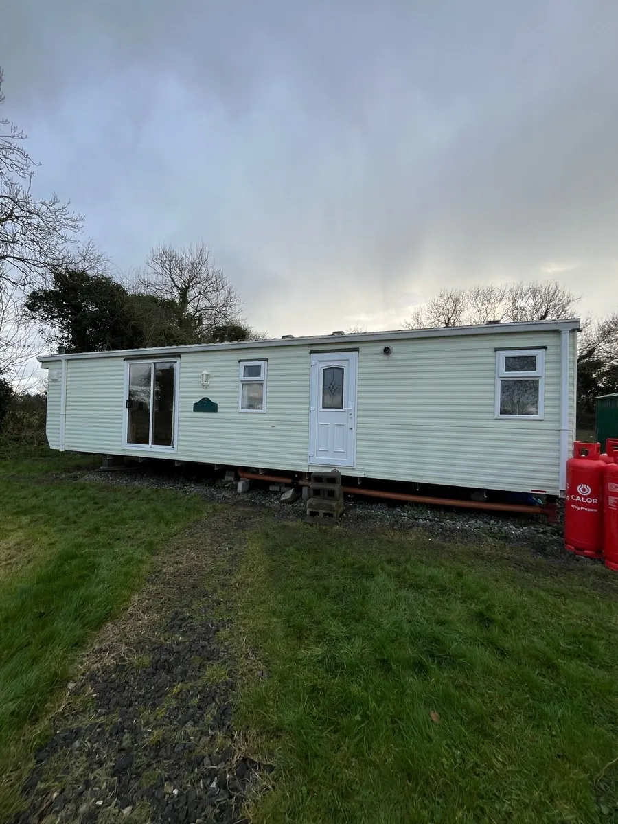 Willerby “The Manor” 35x12, 2 bed - Image 1