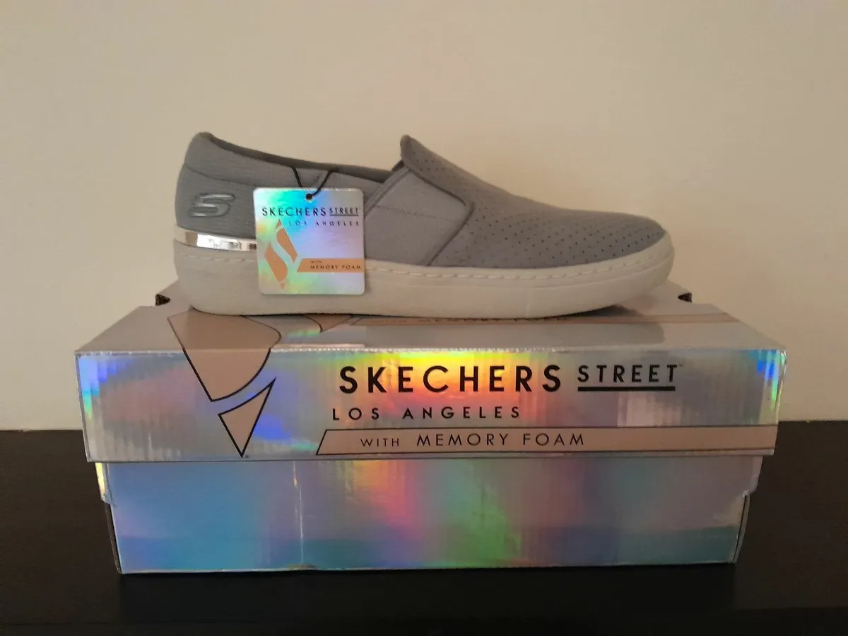 Sketchers size hot sale 5.5