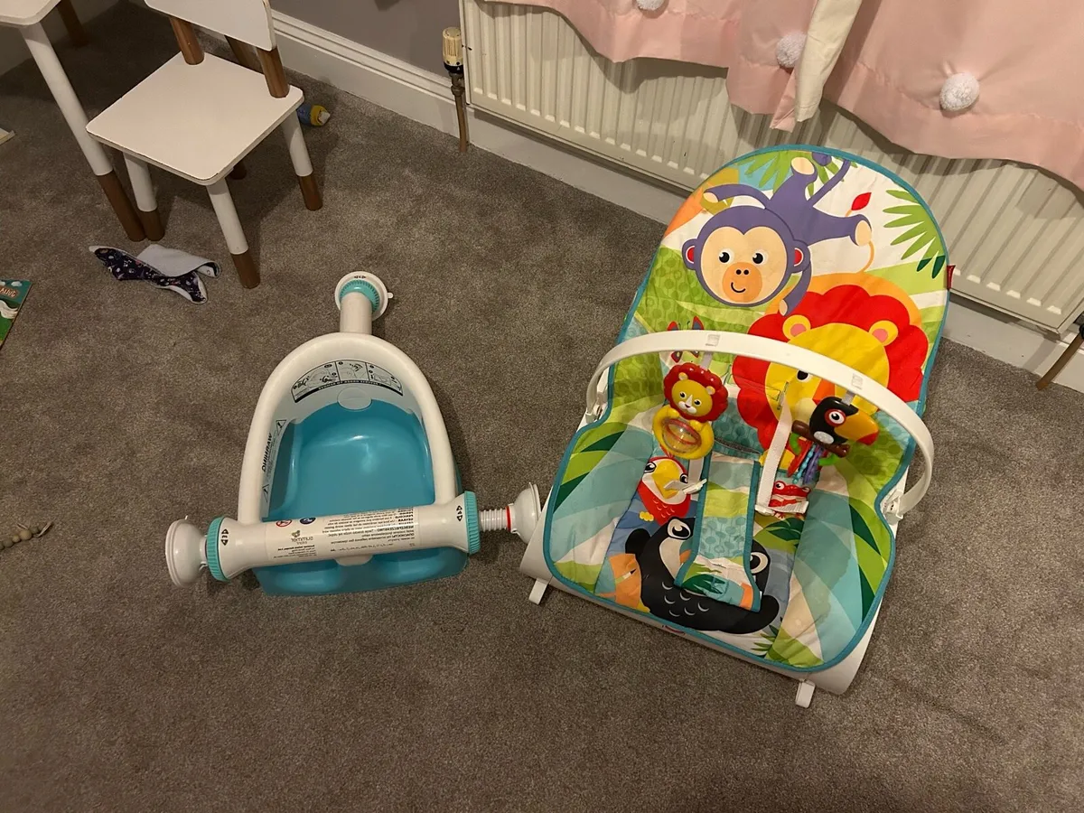 Babies chair and bath seat for sale