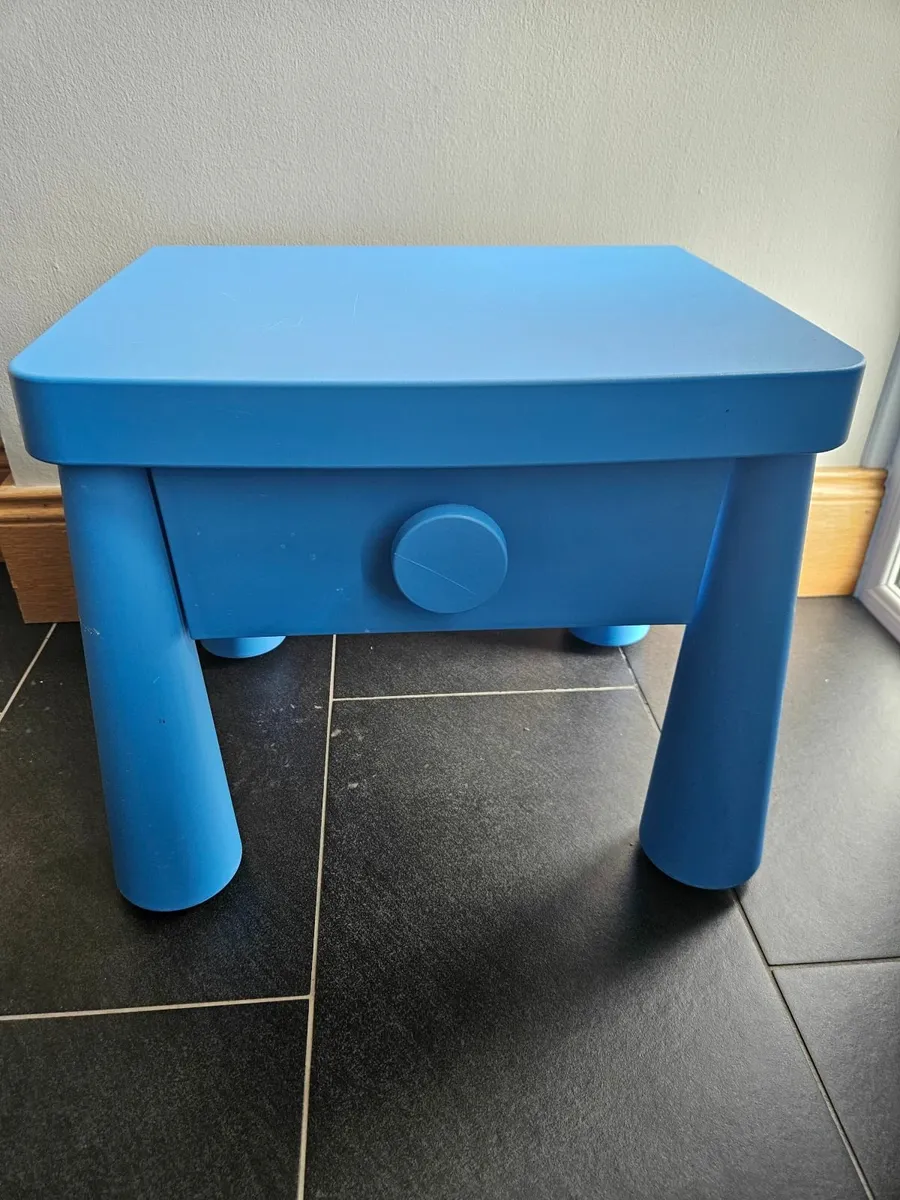 Bedside Table for sale in Co. Dublin for 10 on DoneDeal
