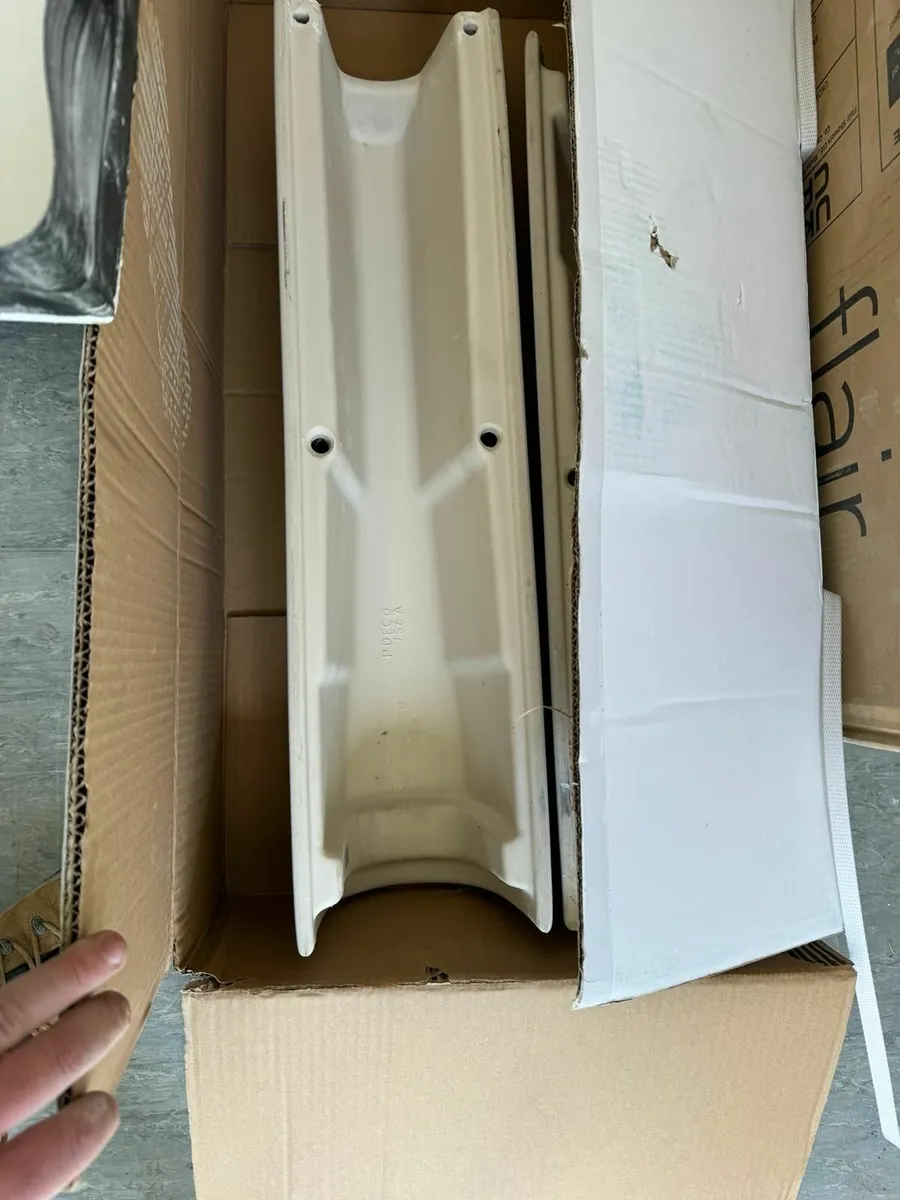 *Unused/new* Bathroom taps/sink/towel rad Ware - Image 2