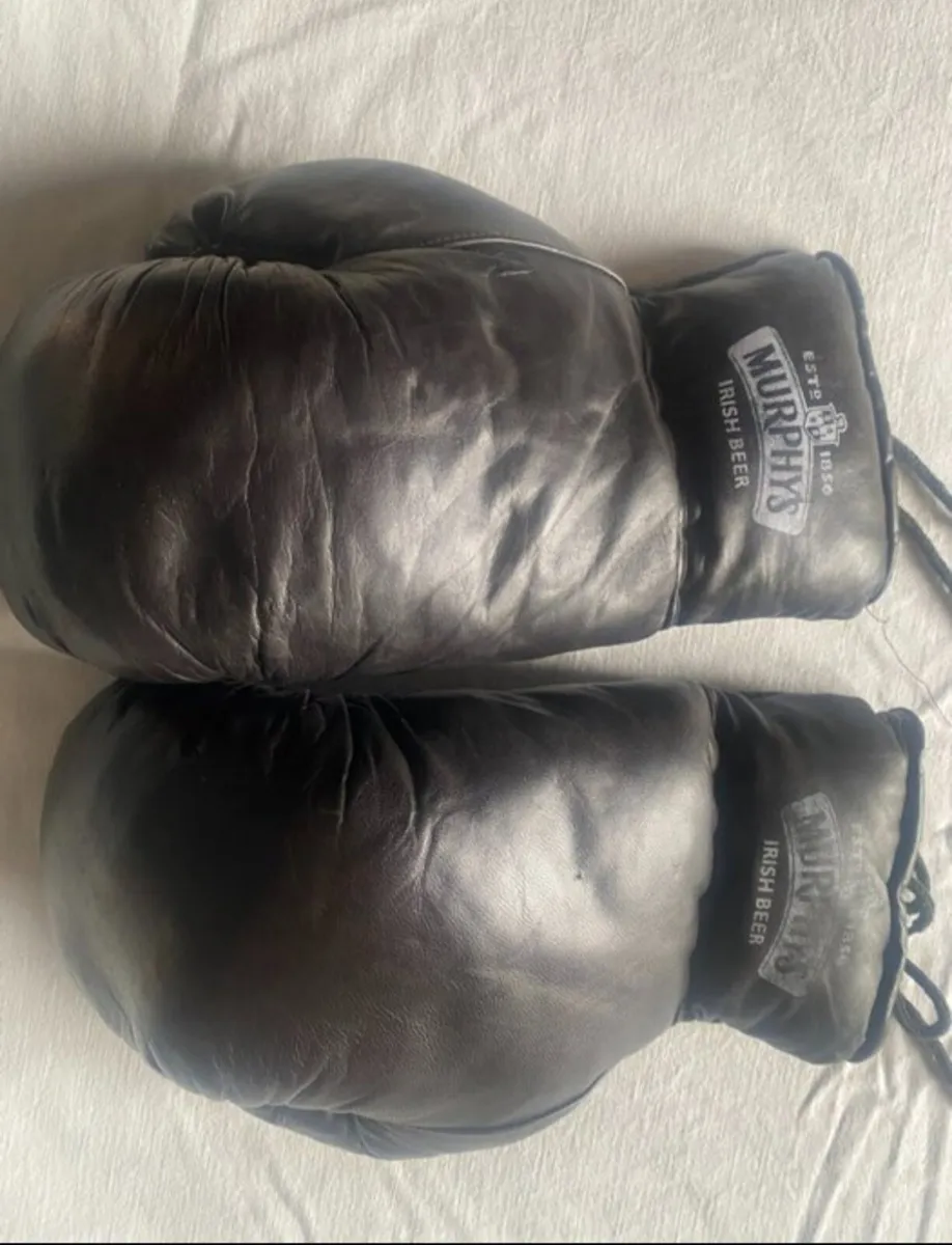 Murphy's boxing gloves for sale in Co. Kerry for €150 on DoneDeal