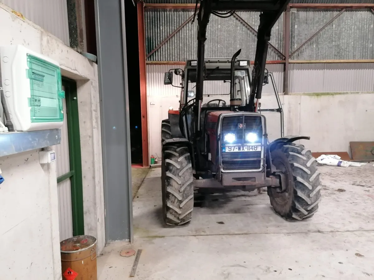 MASSEY FERGUSON LED Lights.  www.agriled.ie