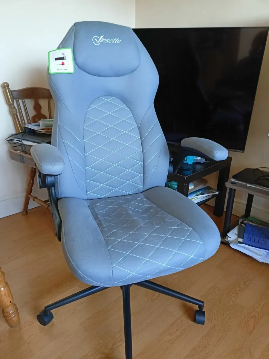Office chair for sale in Co. Kilkenny for €95 on DoneDeal