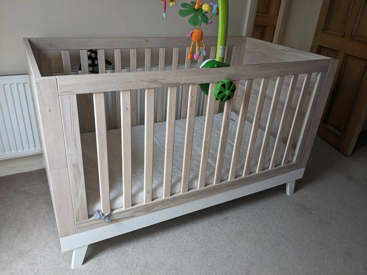 Eloise best sale cot bed