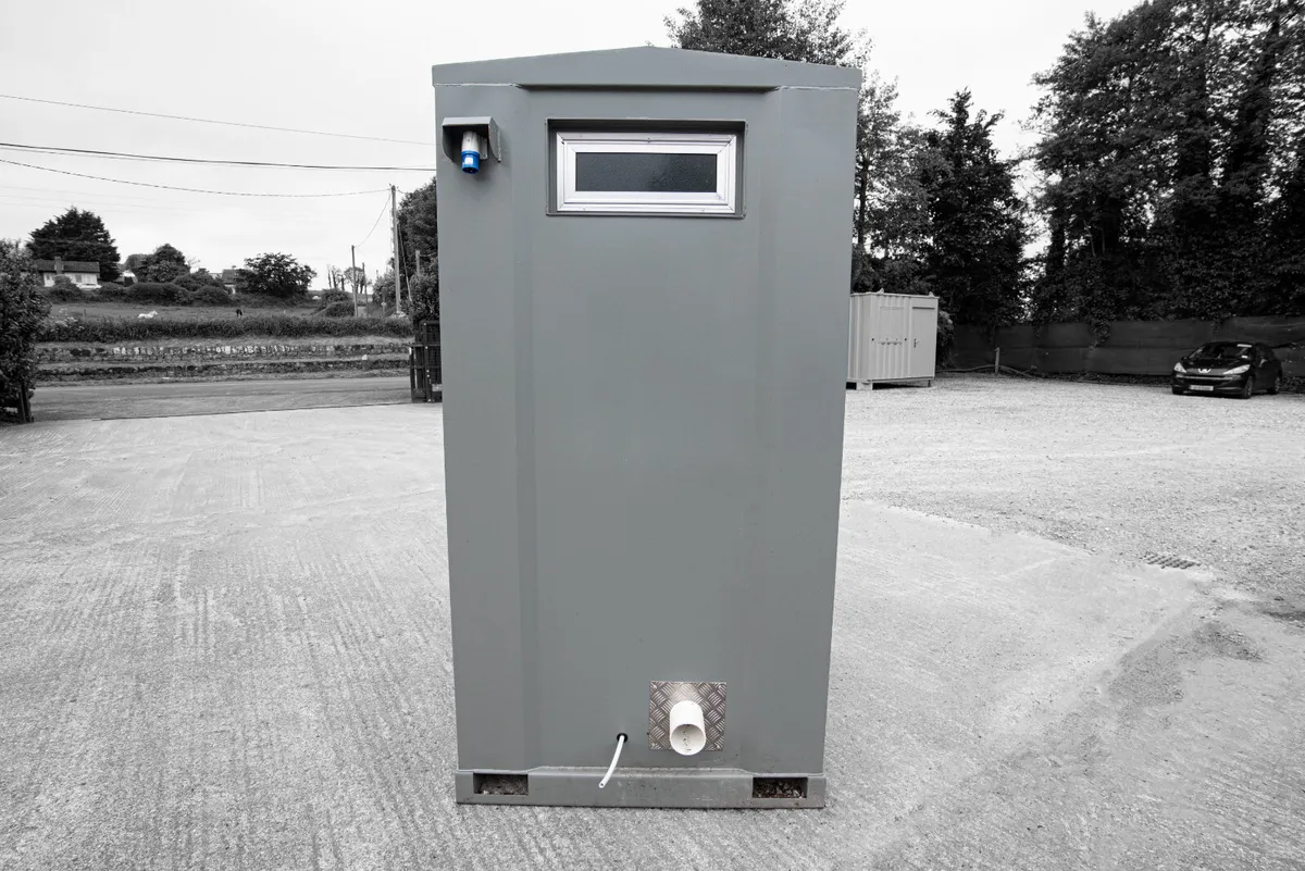5ft x 5ft Toilet for Building Site - Image 3