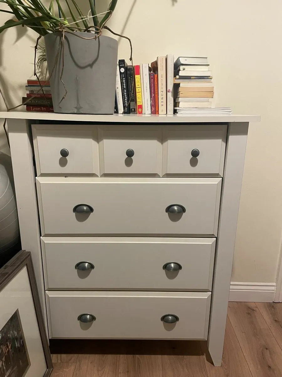 White Dresser for sale in Co. Dublin for €10 on DoneDeal