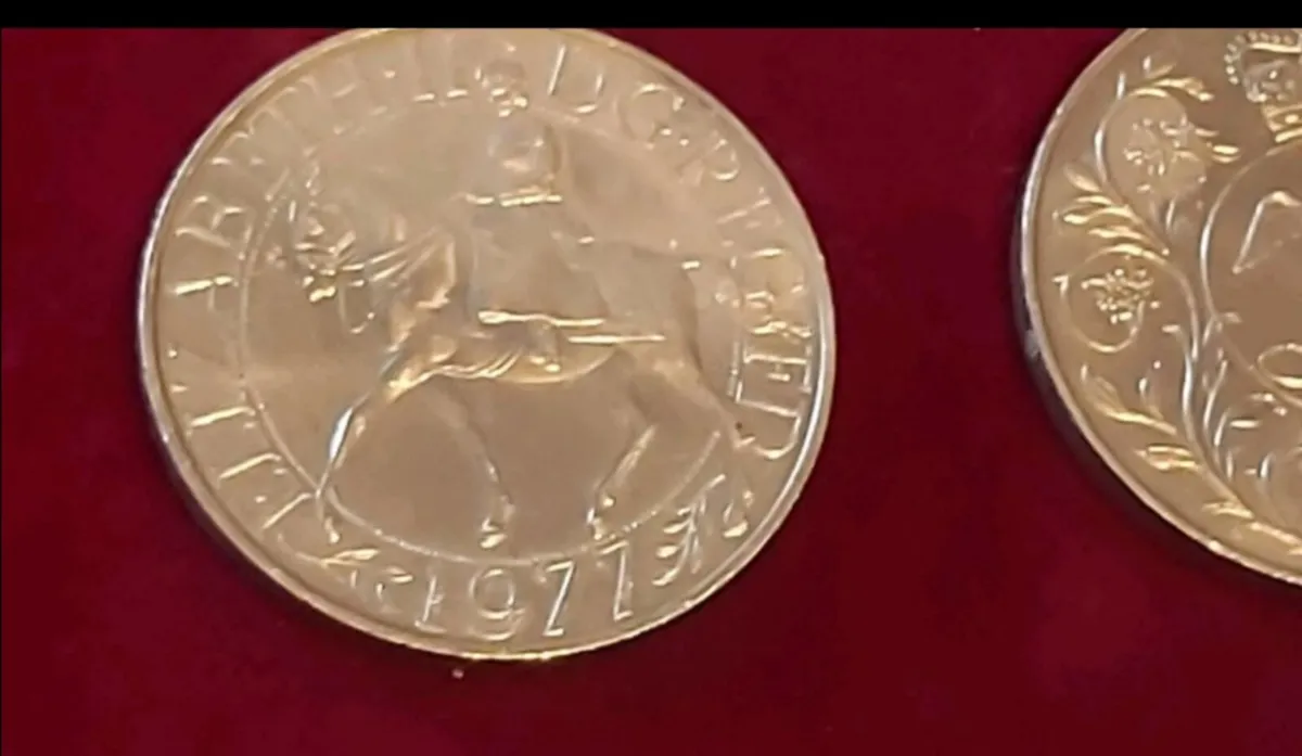 Queen Elizabeth II silver Jubilee 1977 Commemorati - Image 2