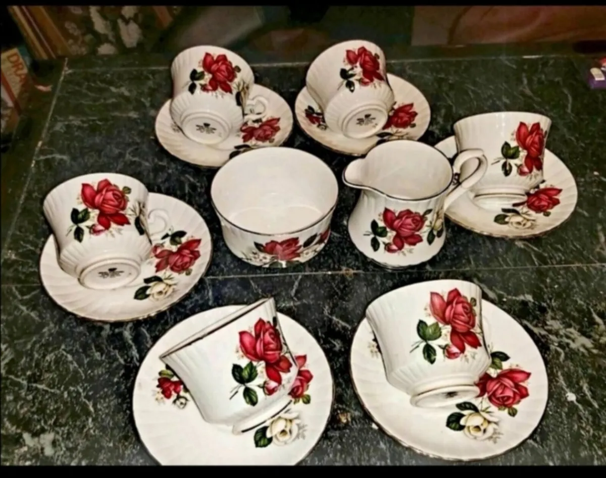 Royal Stafford Ruby Roses teaset