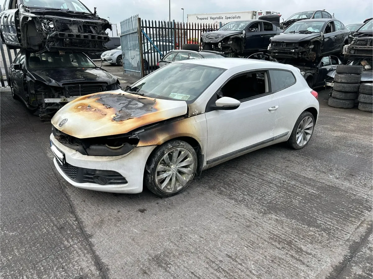 Volkswagen Scirocco 2011 Breaking - Image 2