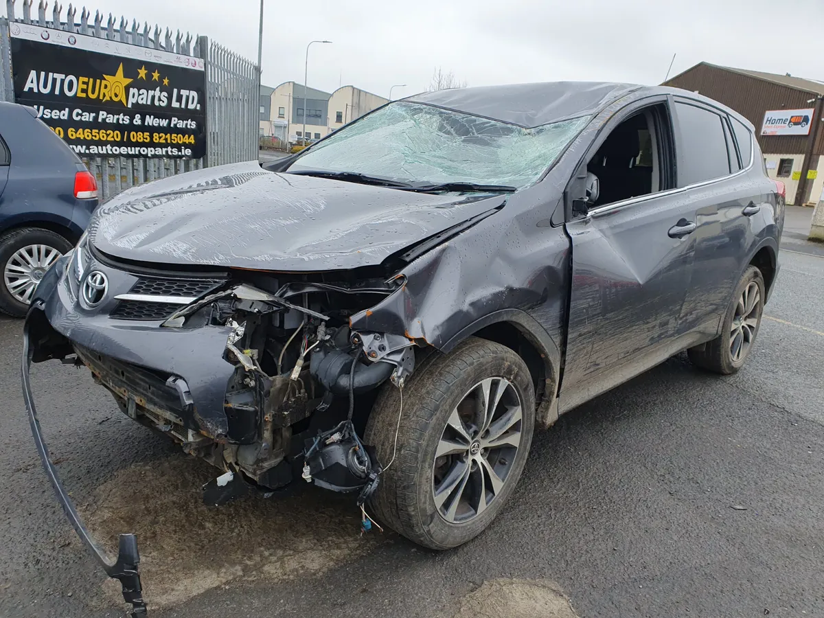 14 TOYOTA RAV4  RAV4 2.0 D-4D FOR BREAKING - Image 1