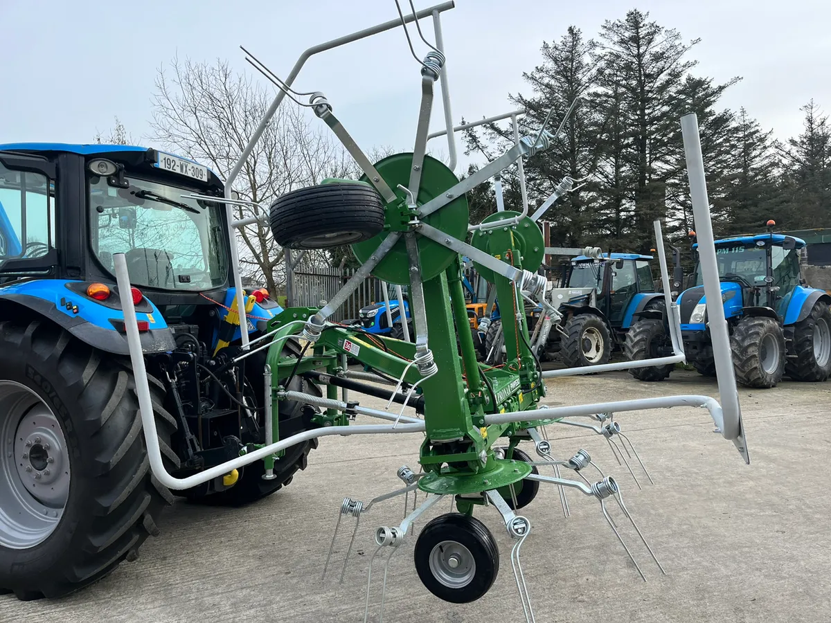 New Pronar 4 rotor Tedder - Image 3