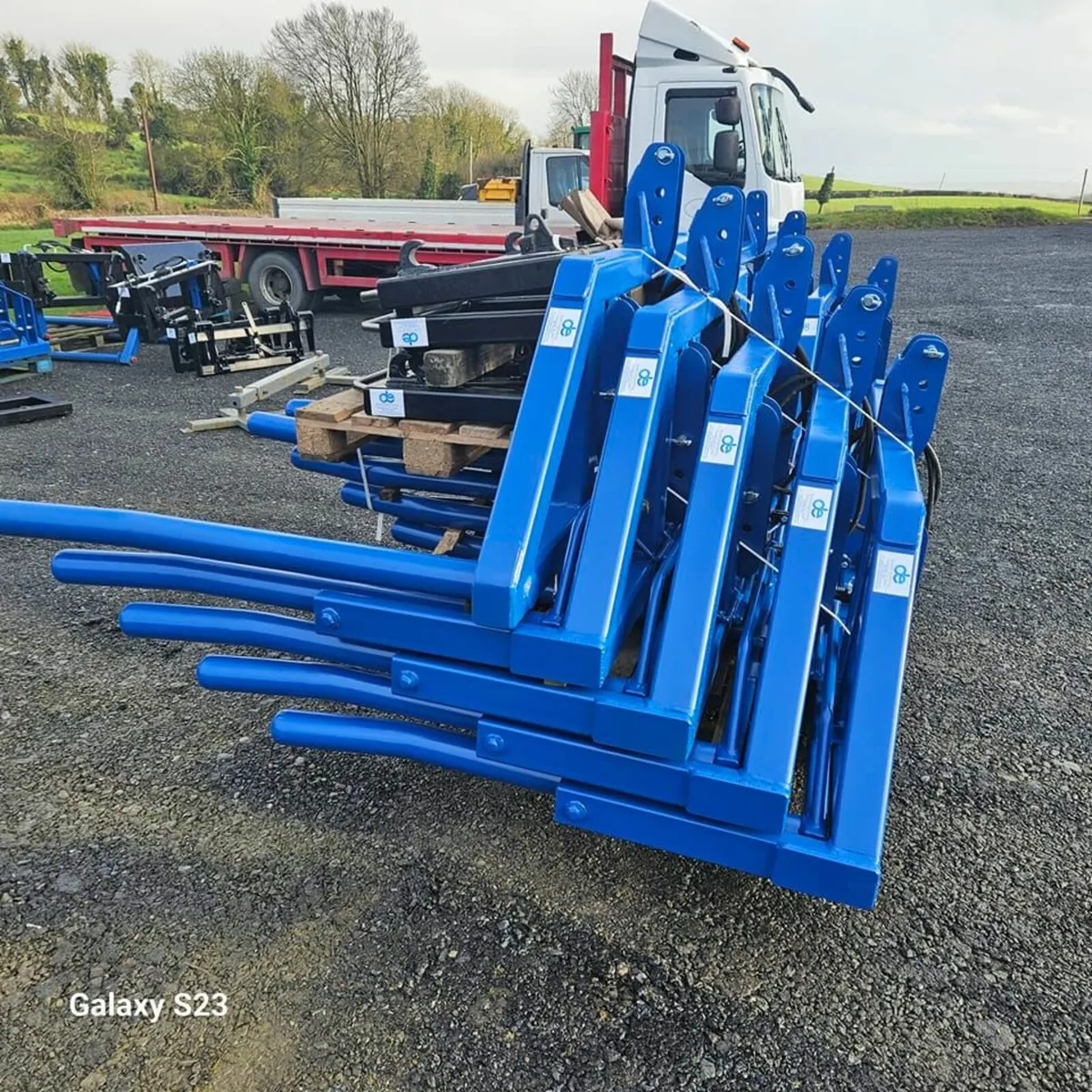 Dowd Heavy Duty Double Bale Handler - Image 3