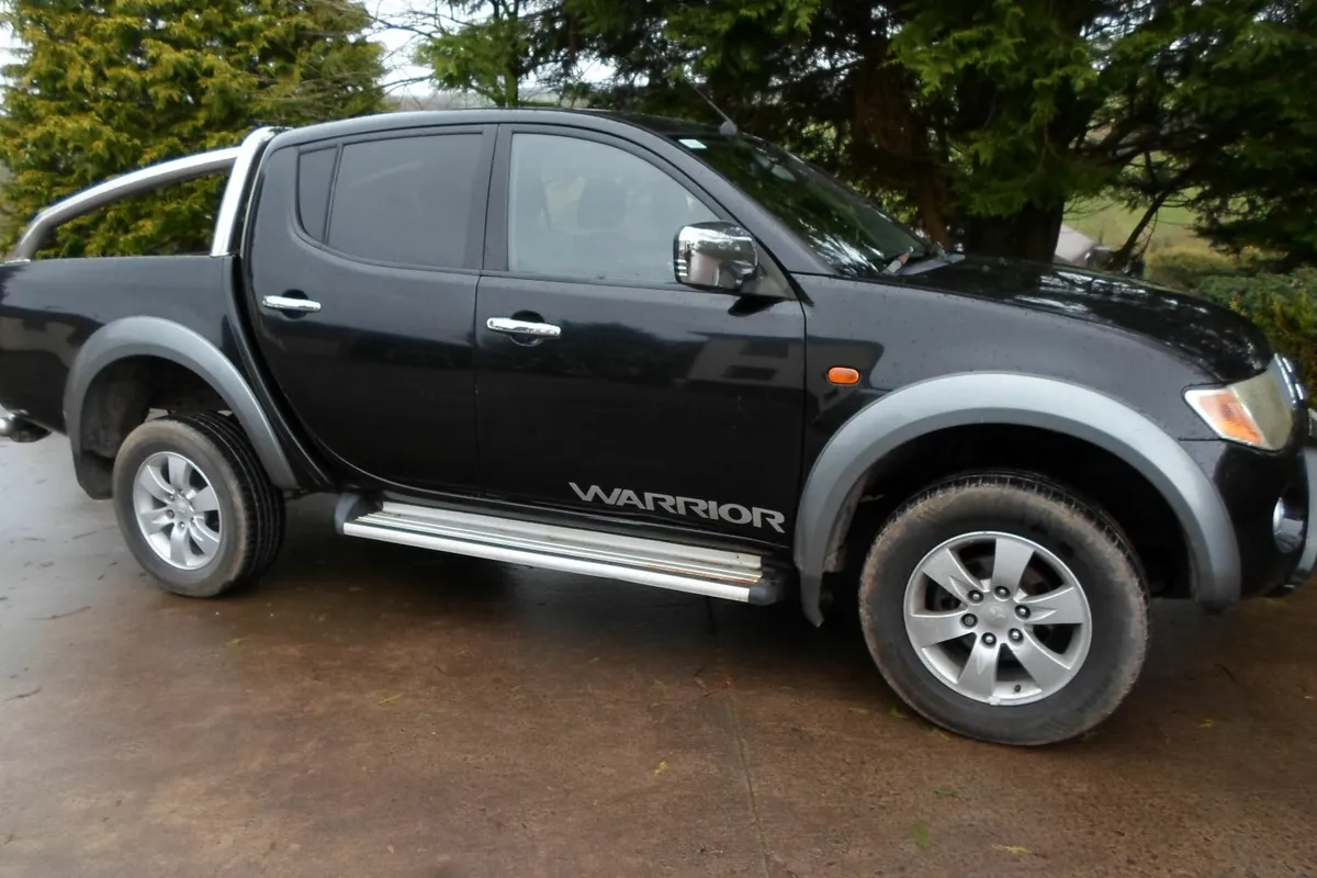 Mitsubishi L200 - Image 1