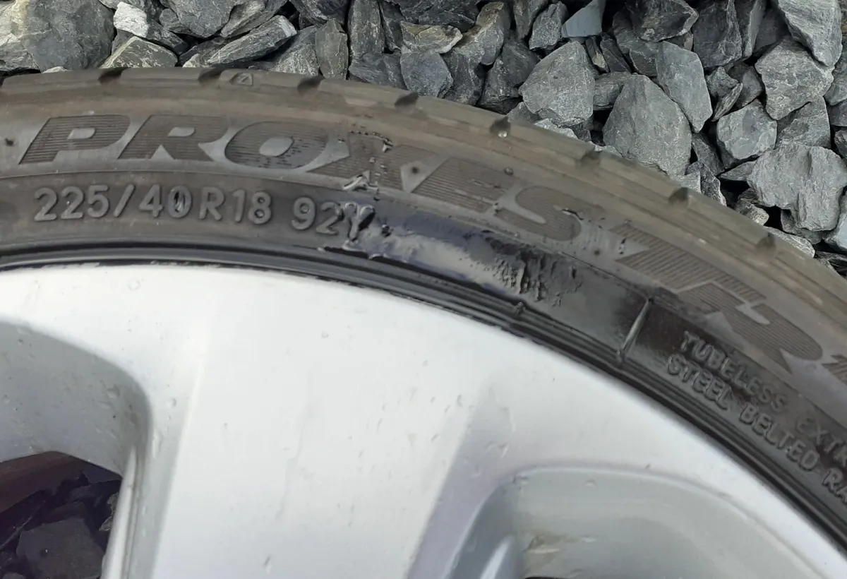 5x105 Genuine 18inch Alloy Wheels - Image 4