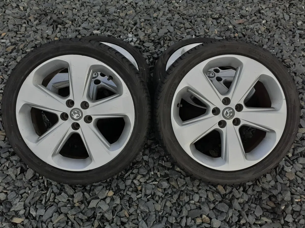 5x105 Genuine 18inch Alloy Wheels - Image 1