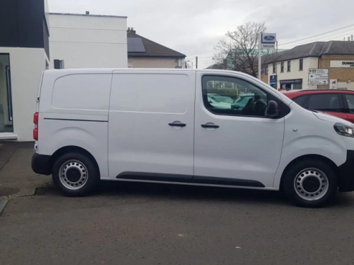 Fiat Scudo 1.5 120HP L2 Tecnico 4DR - Image 2