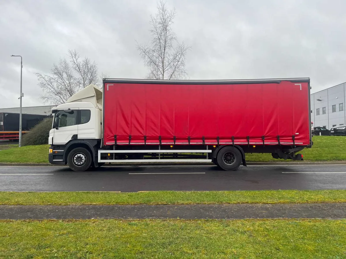 Scania P250 Curtainside - Image 4