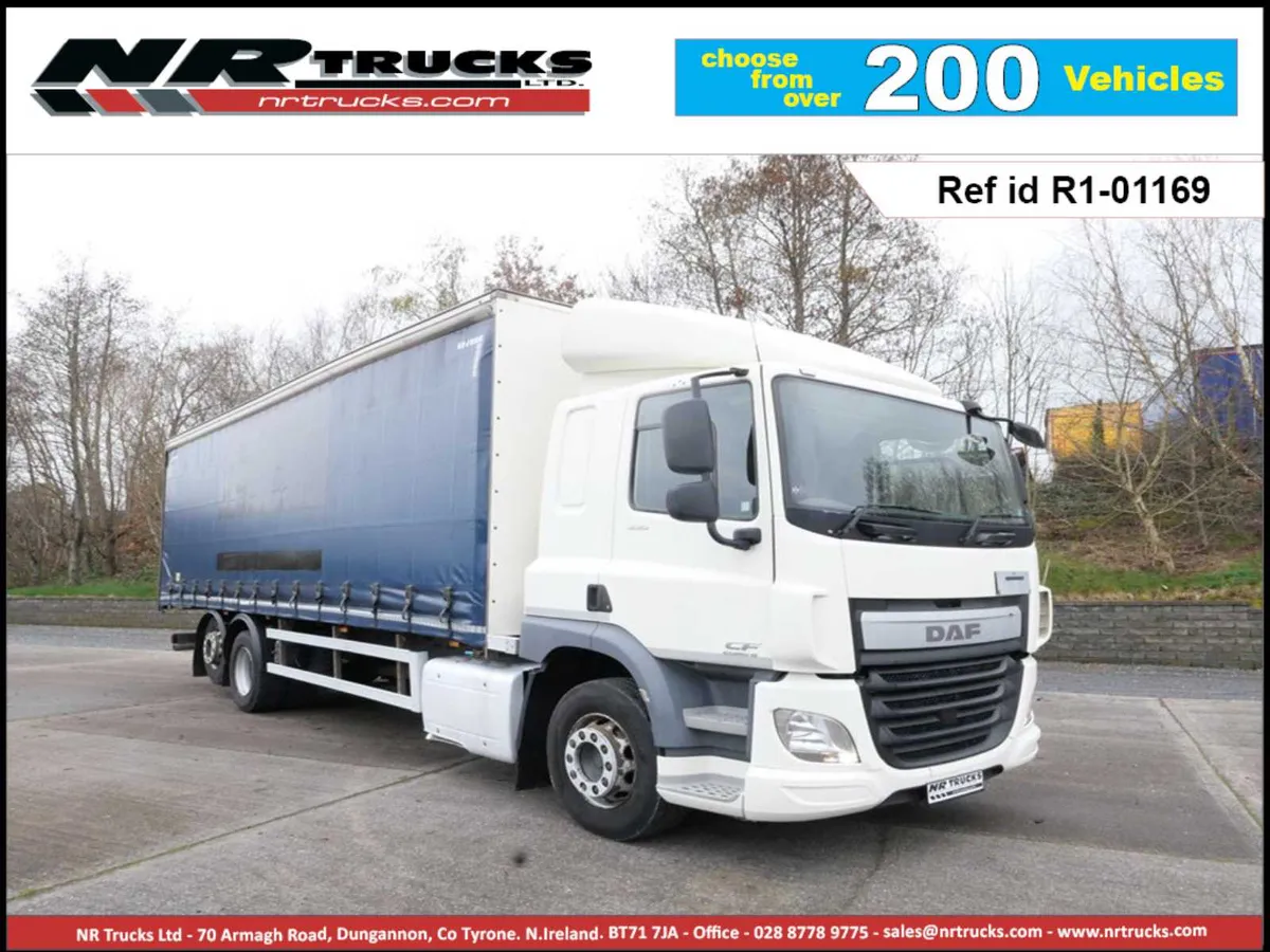 DAF CF 330 Sleeper Cab 6x2 Manual - Image 1