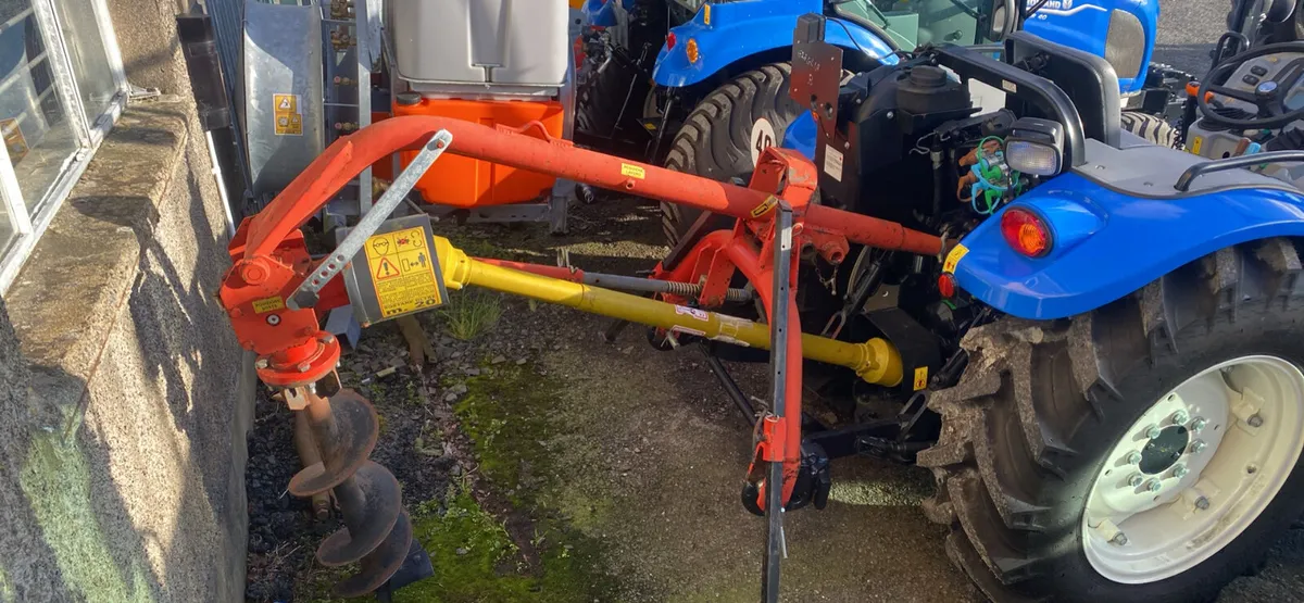 Pto store driven auger