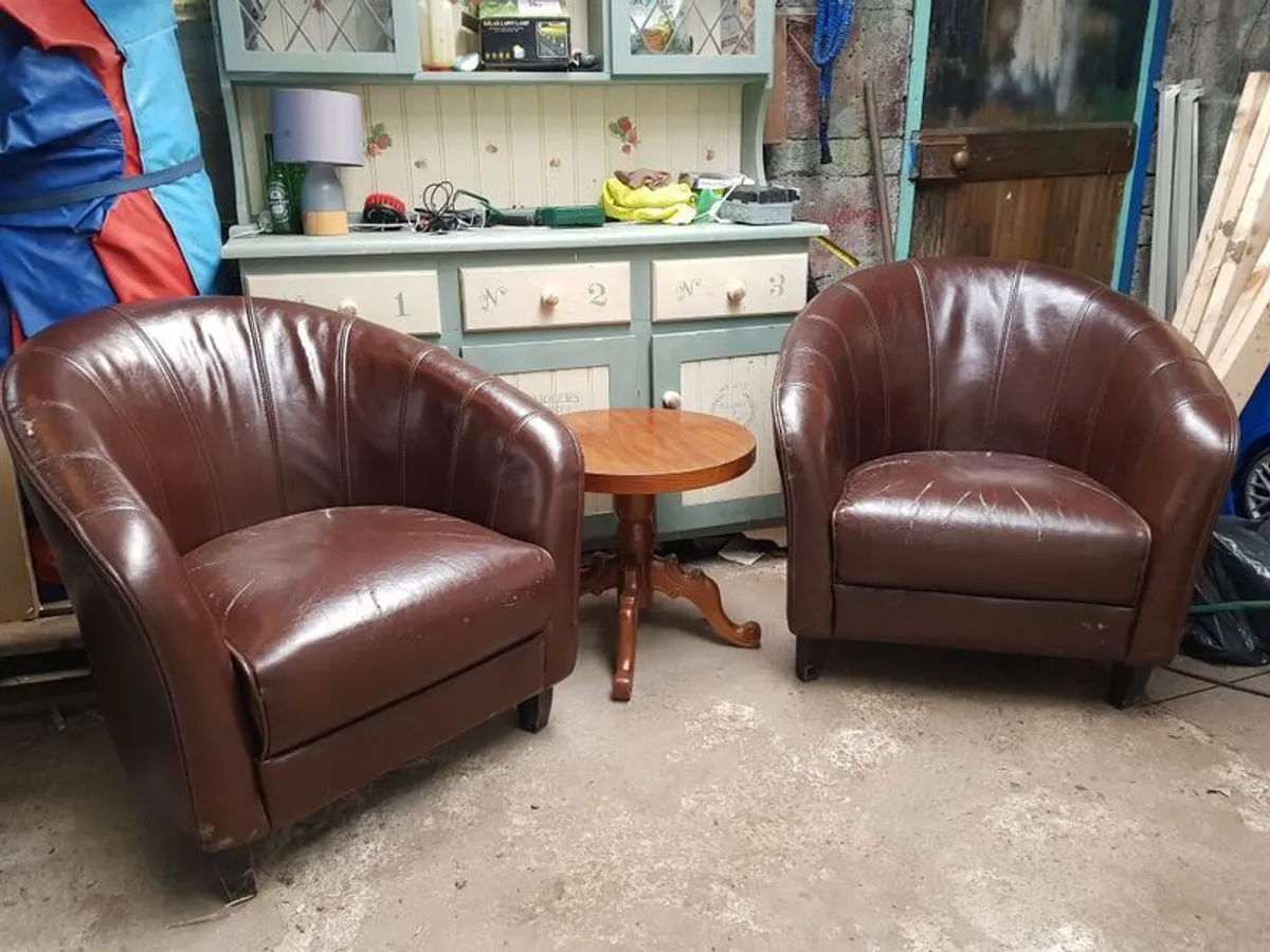 leather tub chairs