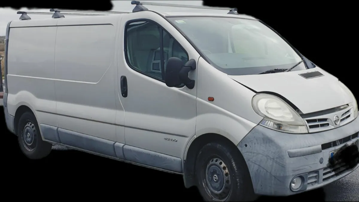nissan primastar 2005