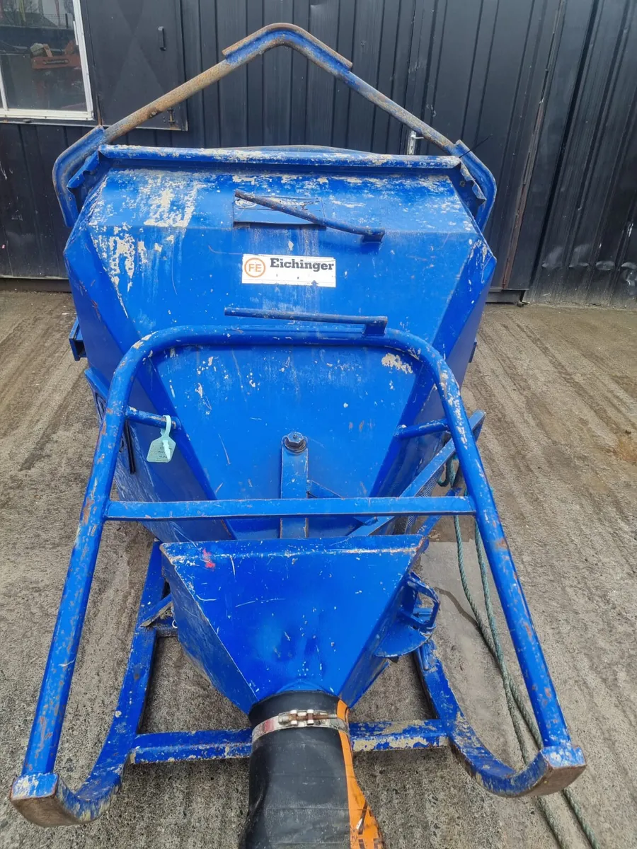 Choice of 3 1M Concrete Skips - Image 2