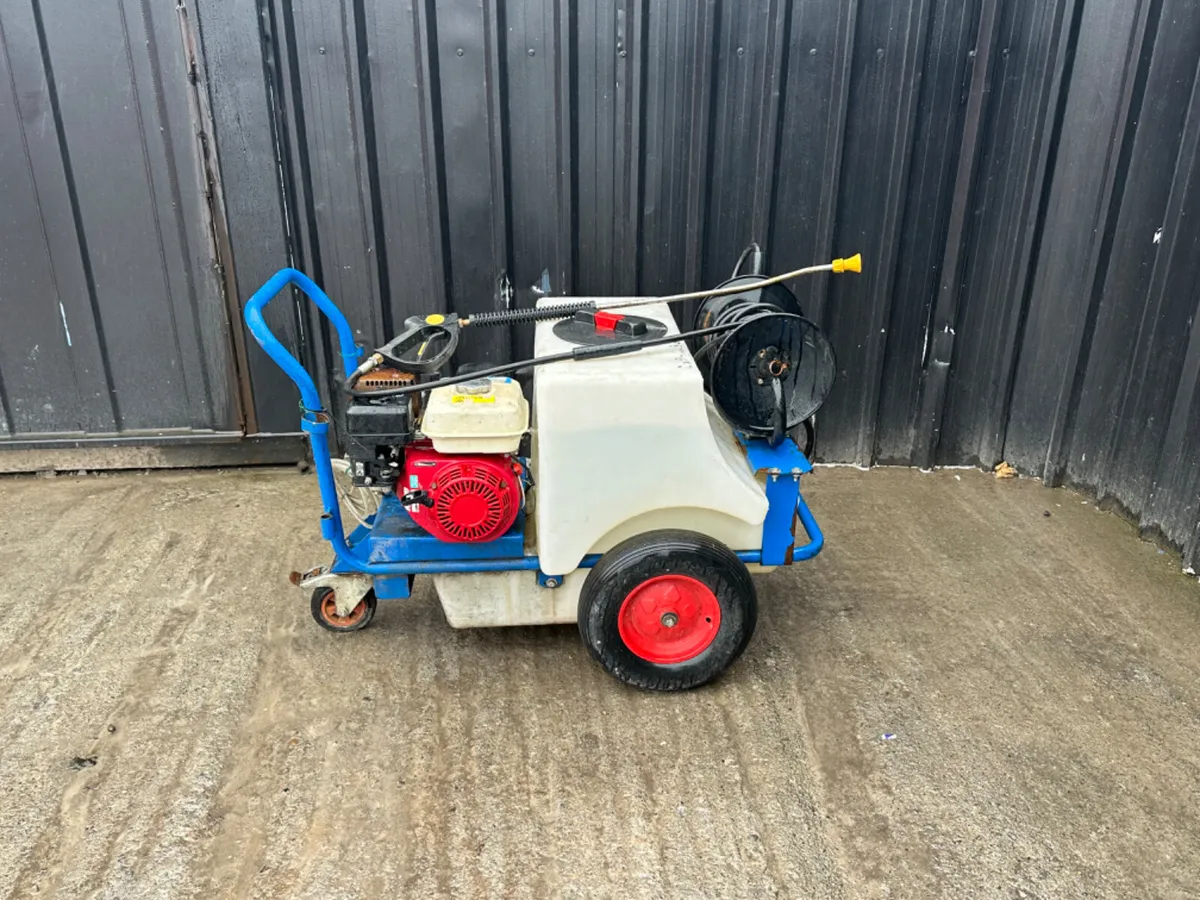 Honda Petrol Power Washer - Image 1