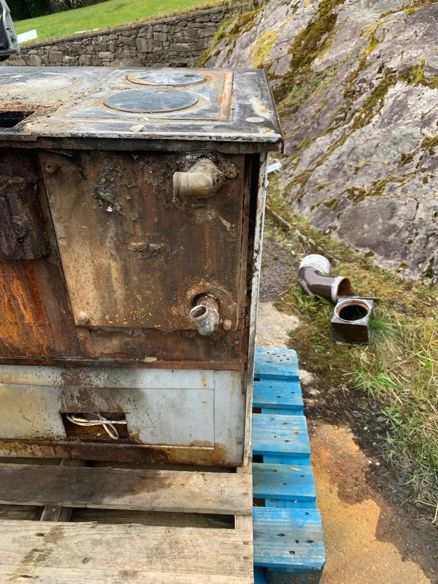 Stanley Oil Fired Range Cooker for sale in Co. Kerry for €120 on DoneDeal