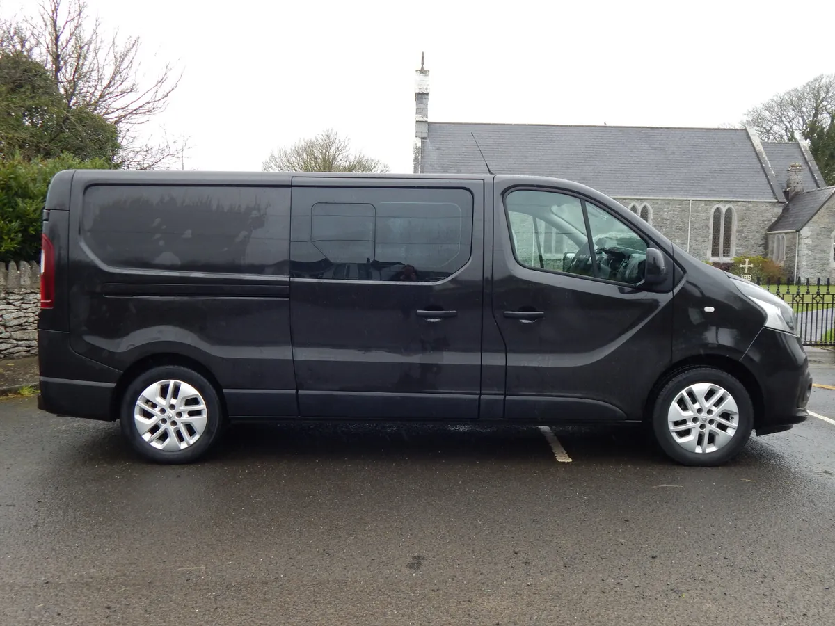 2018 Renault Trafic Sport Crew Cab CVRT 03/26 - Image 2