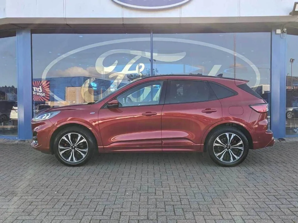 Ford Kuga St-line X First Edition - Image 4